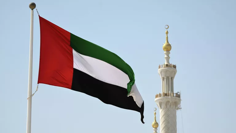 وام: الإمارات تحظر استخدام وسائل التواصل الاجتماعي للمراهقين دون سن 15عاما