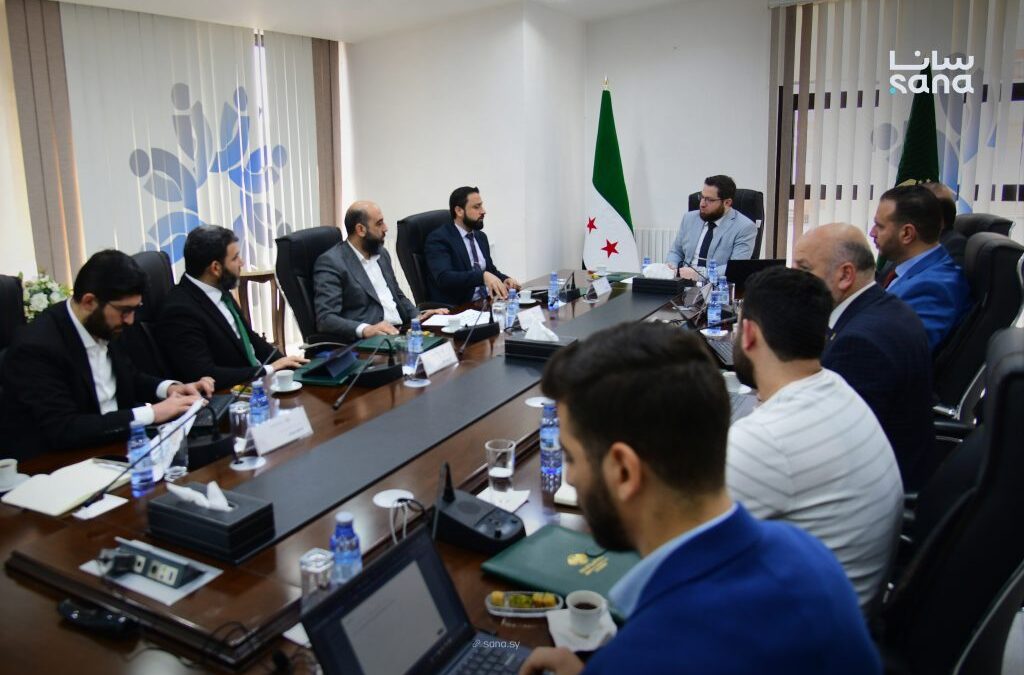 ورشة عمل برئاسة وزير التنمية الإدارية لدراسة تطوير الهياكل التنظيمية للمحافظات