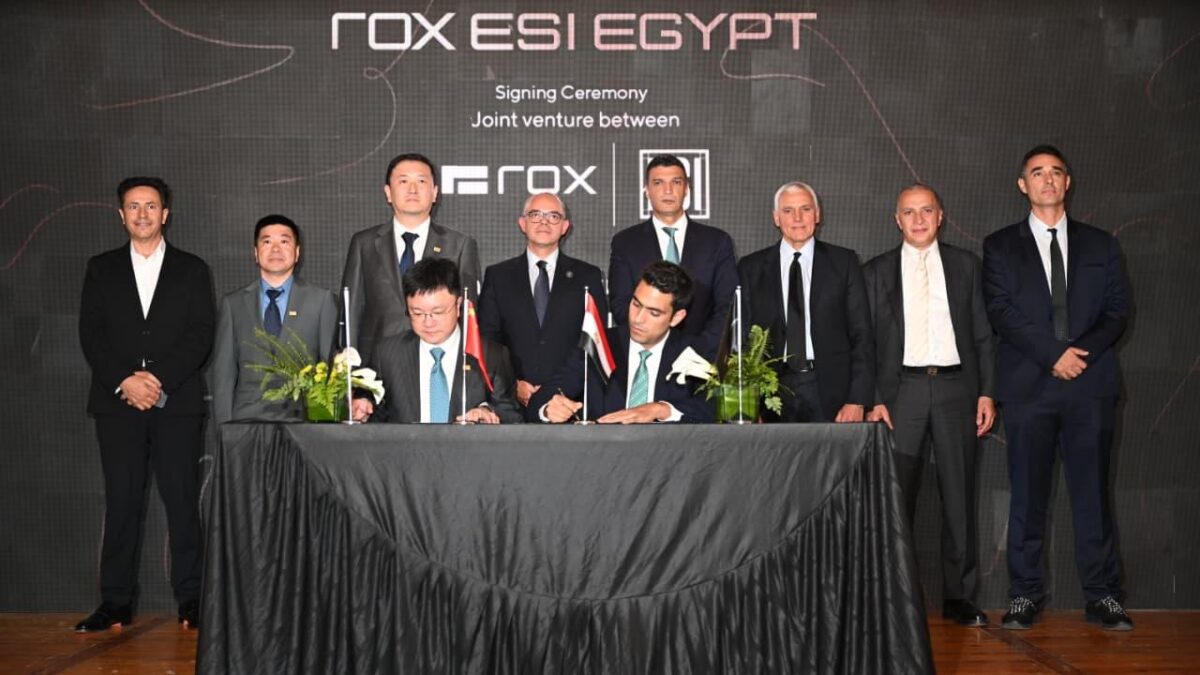 وزير الاستثمار يشهد إطلاق شراكة بين عز العرب السويدي وROX Motor لتصنيع سيارات الطاقة الجديدة