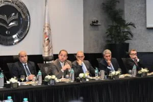 وزير الاستثمار يقود حراكا حكوميا موسعا لوضع الخطة التنفيذية لاستراتيجية الاستثمار الأجنبي المباشر