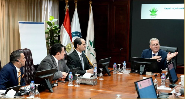 وزير البترول: أولوية قصوى لزيادة إنتاج الغاز الطبيعي وجذب الاستثمارات