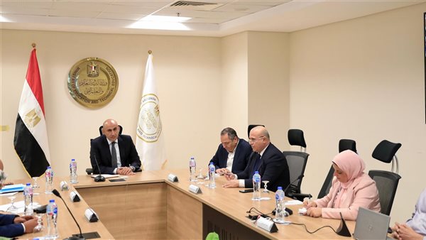 وزير التعليم يبحث مع مديري المديريات الاستعدادات النهائية لامتحانات الثانوية العامة