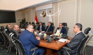 وزير التموين يبحث آليات دعم بدالي التموين ومنافذ جمعيتي من خلال حلول تمويلية ميسرة