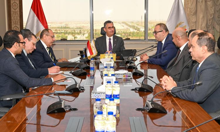 وزير التموين يبحث آليات دعم بدالي التموين ومنافذ جمعيتي