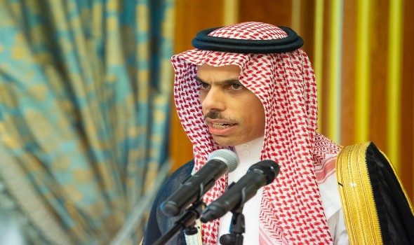 وزير الخارجية السعودي يتلقى اتصالا من عراقجي ويرحب بالاتفاق مع واشنطن
