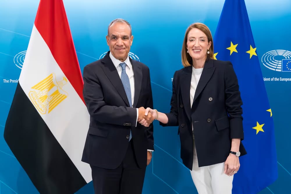 وزير الخارجية يبحث مع رئيسة البرلمان الأوروبي دفع وتعزيز مسار الشراكة مع مصر