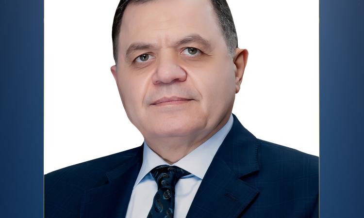 وزير الداخلية يهنئ وزير الدفاع ورئيس الأركان بالعام الهجري الجديد