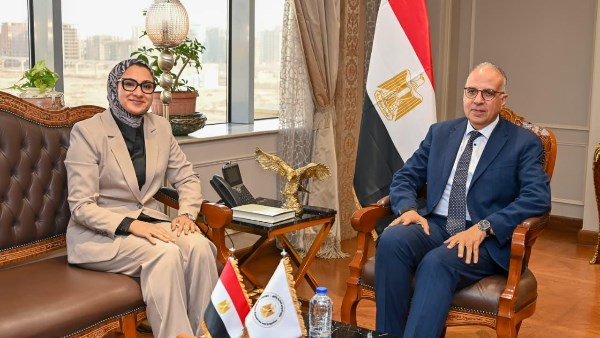 وزير الري  يبحث جهود الحفاظ على الخزان الجوفي في الوادي الجديد