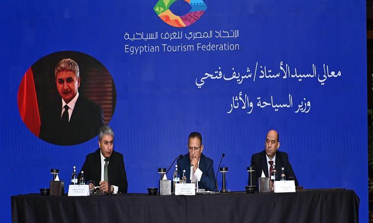 وزير السياحة: 4% نموا بمعدل الحركة السياحية الوافدة إلى مصر منذ يناير الماضي