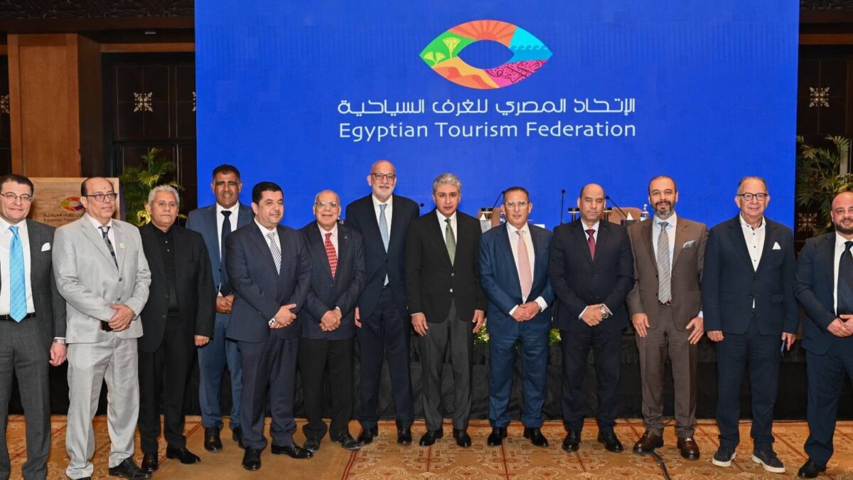 وزير السياحة: نمو الحركة السياحية الوافدة 4% منذ يناير رغم التحديات العالمية