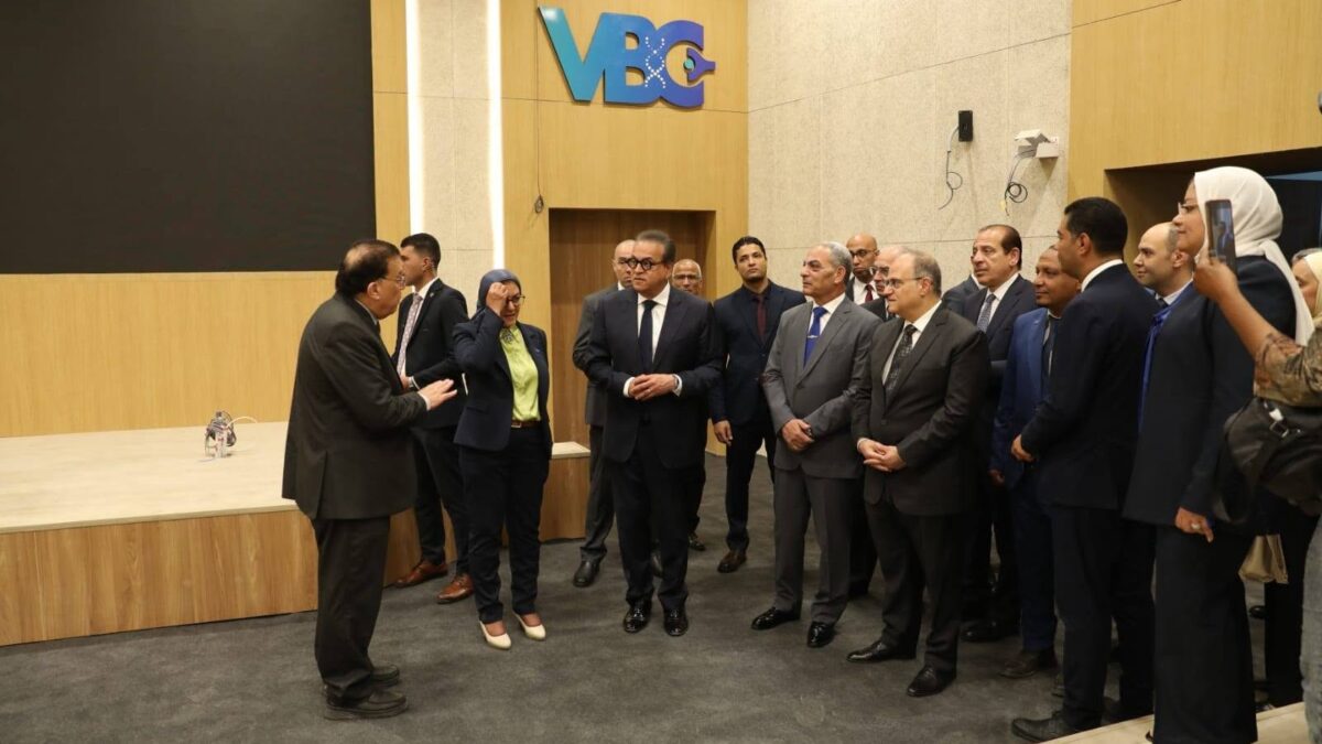 وزير الصحة يتفقد «مدينة اللقاحات والبيوتكنولوجى» باستثمارات 12 مليار جنيه بحلول 2030