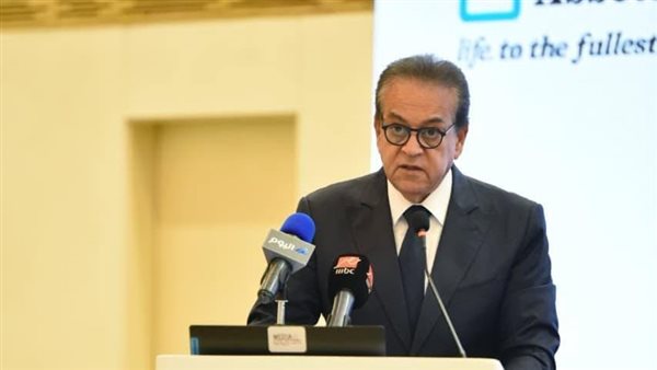 وزير الصحة يدشن مبادرة رئيس الجمهورية لرعاية أطفال السكري