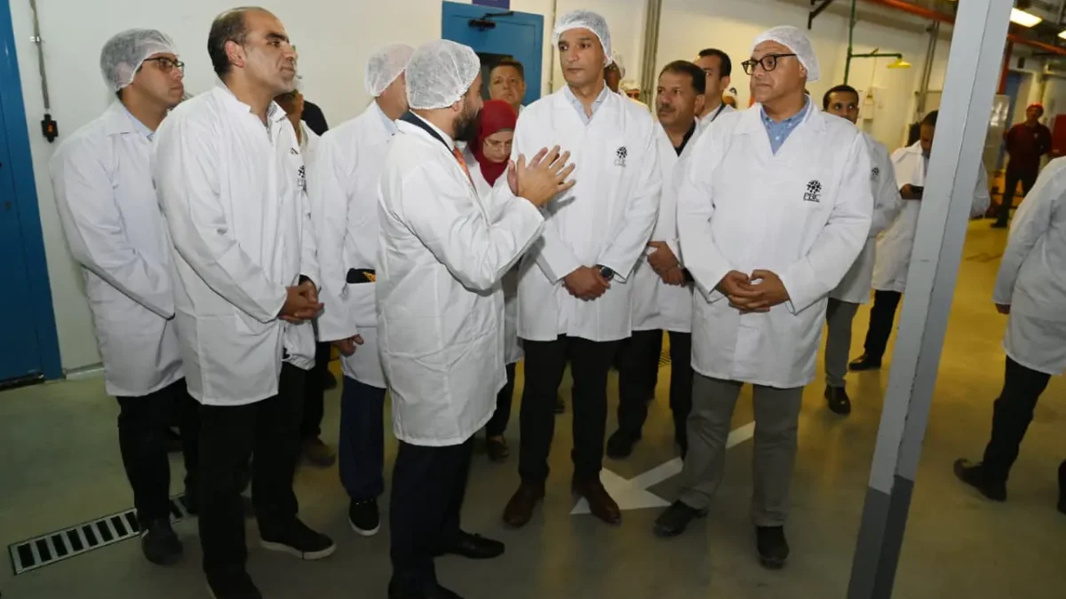 وزير الصناعة يتفقد مجمعات مرغم بالإسكندرية ويعلن قرب طرح “مرغم 3” لصغار المستثمرين