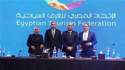 وزيرا العمل والسياحة والآثار يطلقان مبادرة تعاون مع” الاتحاد المصري للغرف السياحية”