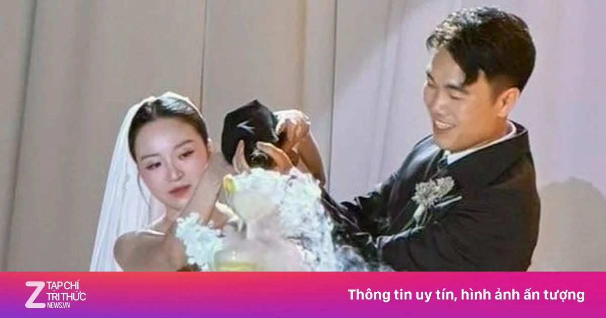 Ketua Duc menghadiri pernikahan Xuan Truong dan istrinya yang juga seorang direktur.