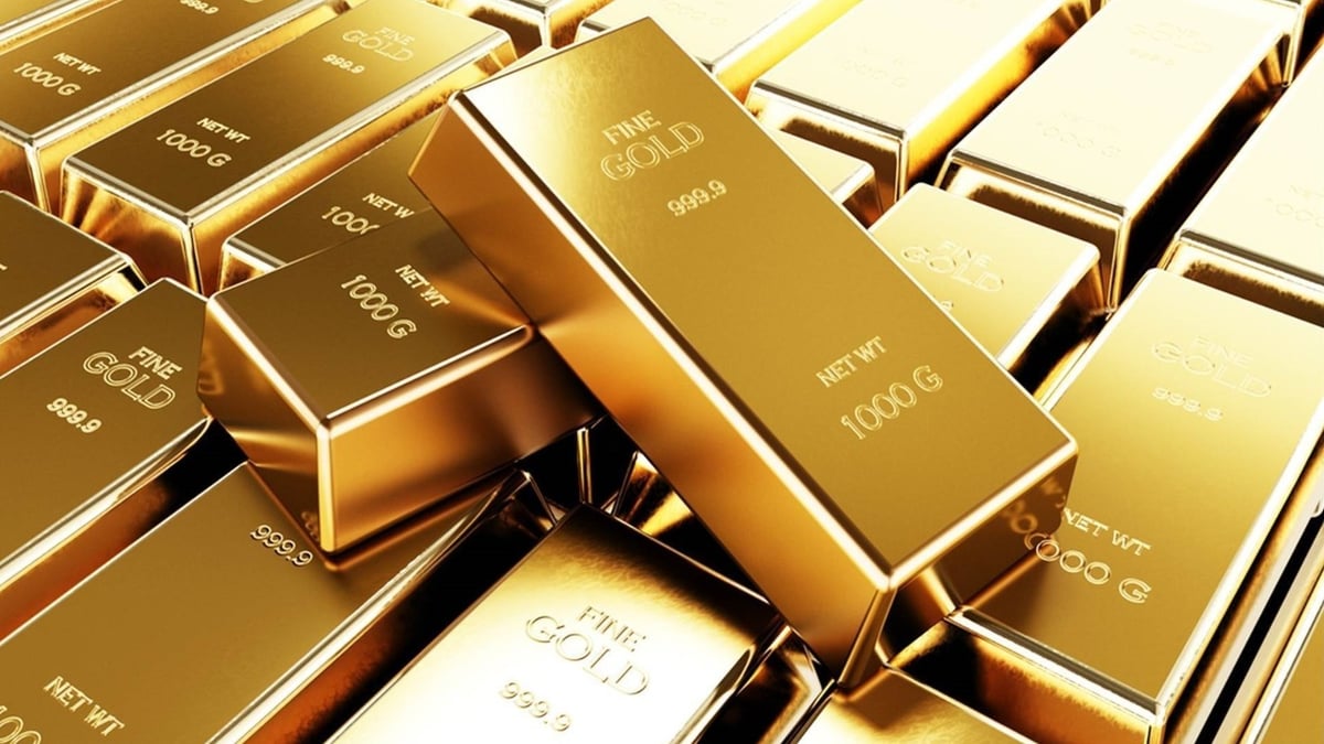أسعار الذهب تنخفض بأكثر من 2% مع زيادة أسعار النفط