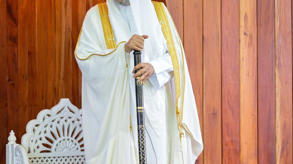 أمين عام رابطة العالم الإسلامي يخطب في جامع الرحمن بنيوزيلندا