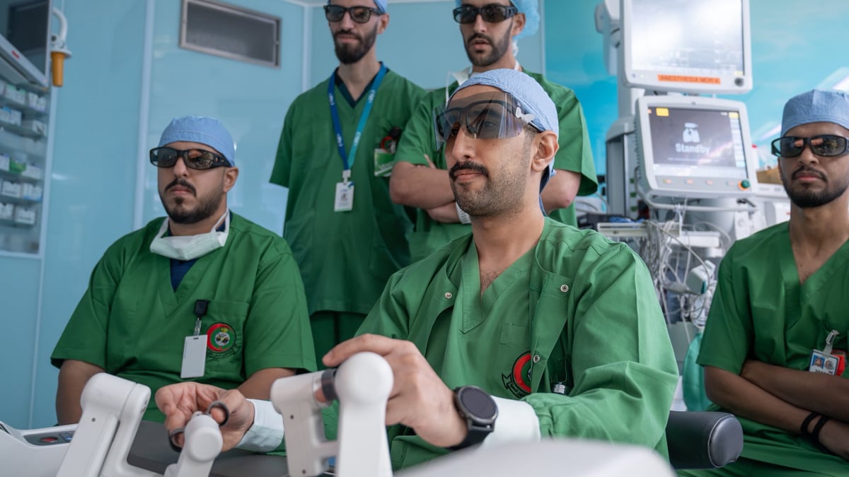 أول عملية جراحية روبوتية عن بُعد في السعودية بمستشفيات الحرس الوطني