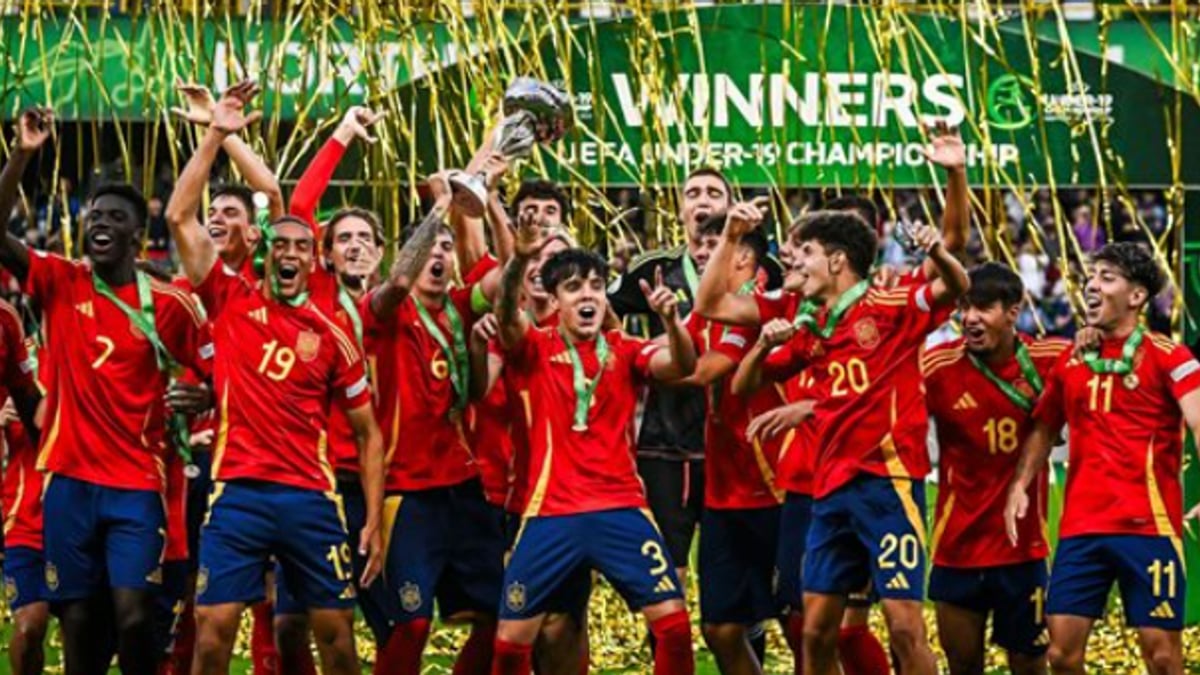 إسبانيا تفوز بلقب أمم أوروبا تحت 19 عامًا بعد التغلب على ألمانيا