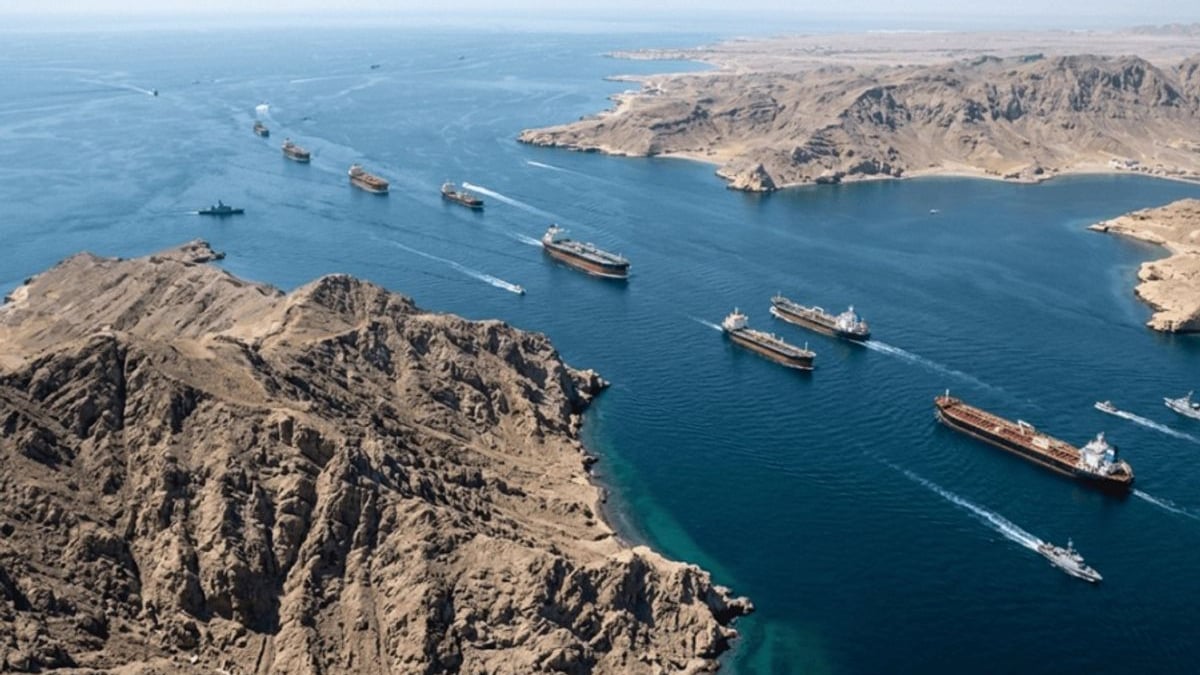 إيران تعلن رفضها لتدخل أمريكا في إدارة مضيق هرمز