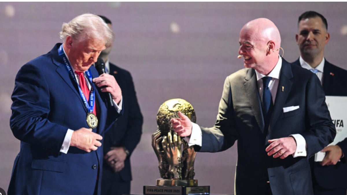 استنكار لدى دخول ترامب وإنفانتينو مراسم تتويج كأس العالم