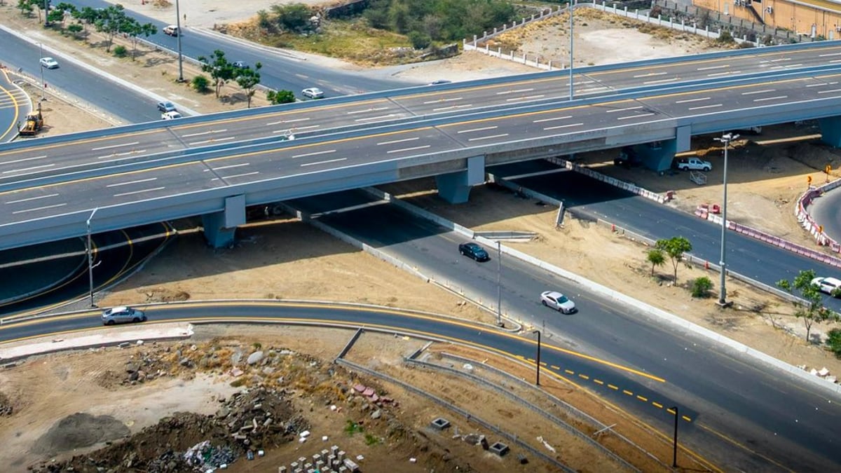 افتتاح جسر “مرحبا ألف” في أبها لتحسين حركة المرور