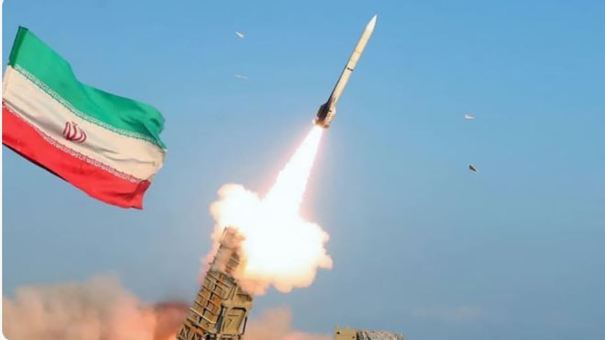 الحرس الثوري يعلن استخدام صواريخ باليستية في عمليات اليوم