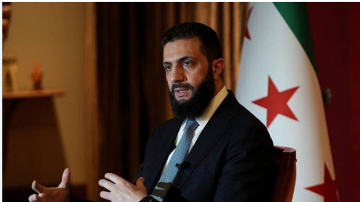 الرئيس السوري يؤكد تجنب الصدام مع إسرائيل ويسعى لاتفاق أمني