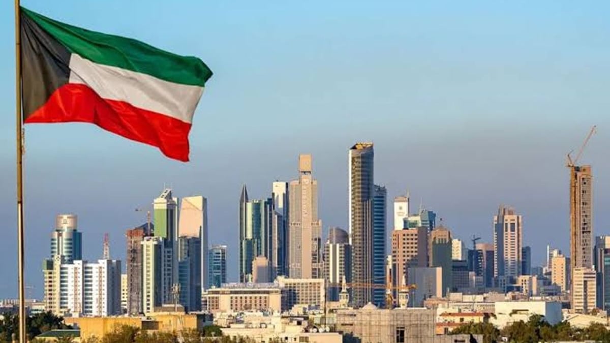 الكويت تطالب العراق بمحاسبة المعتدين على قنصليتها