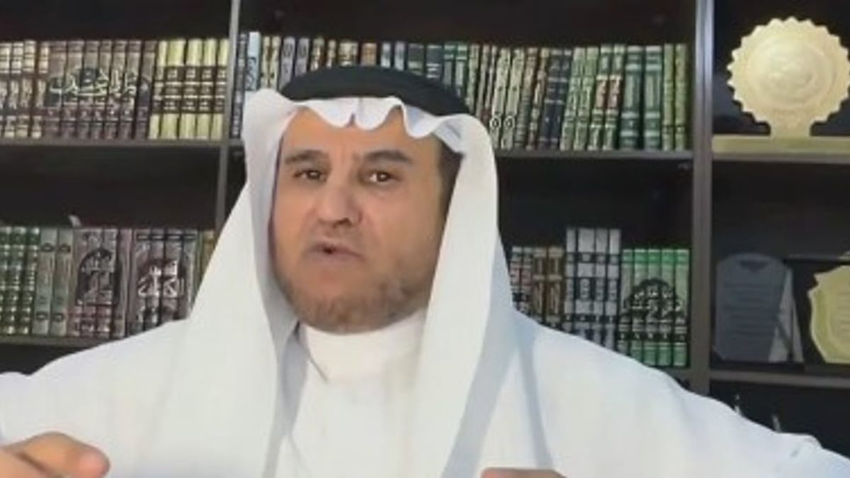 تحذيرات متزايدة من سياسة إيران الثورية وانهيار محتمل للدولة