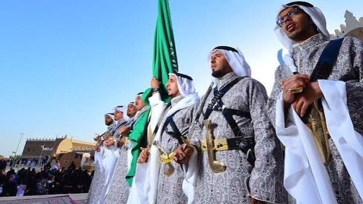 تعليم العرضة يبدأ بغرس الهوية قبل استخدام السيف