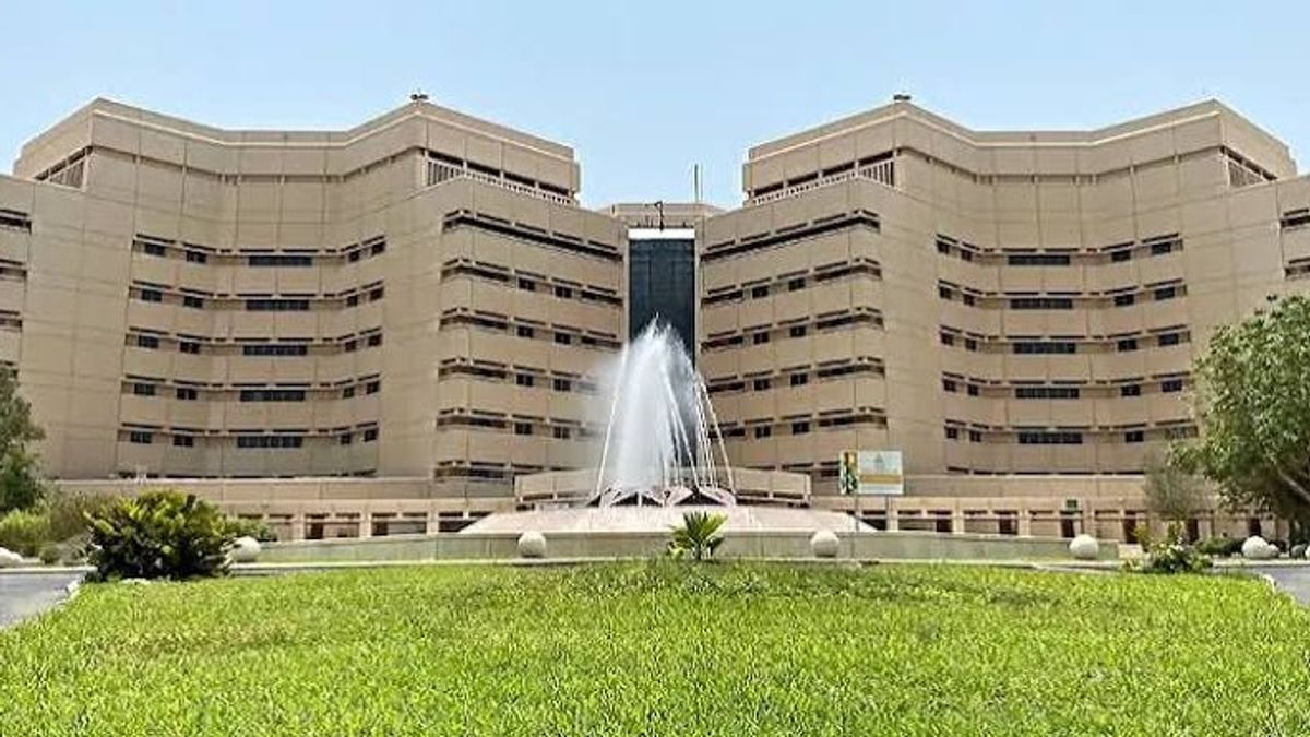 جامعة الملك عبدالعزيز تكرّم فريق رواد البحر الأحمر بعد تحقيقه المركز السابع عالميًا في كندا