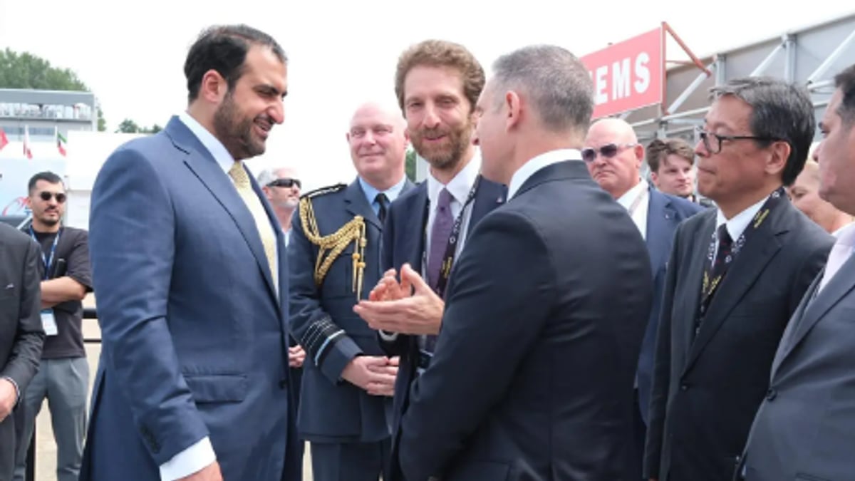 سفير السعودية في بريطانيا يزور معرض فارنبرة للطيران 2026 لتعزيز التعاون الدفاعي