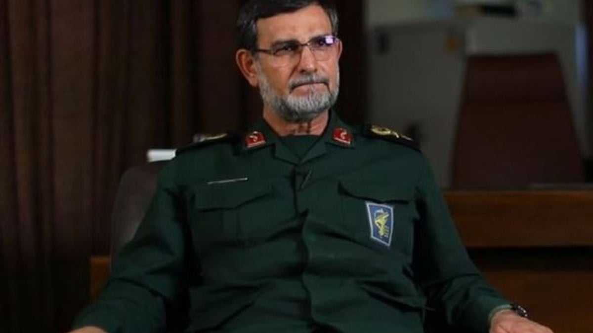 قائد القوات البحرية في الحرس الثوري: على أمريكا الابتعاد عن الخليج