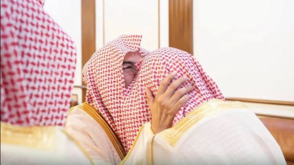 مفتي عام المملكة يثني على جهود رئاسة الشؤون الدينية لخدمة قاصدي الحرمين