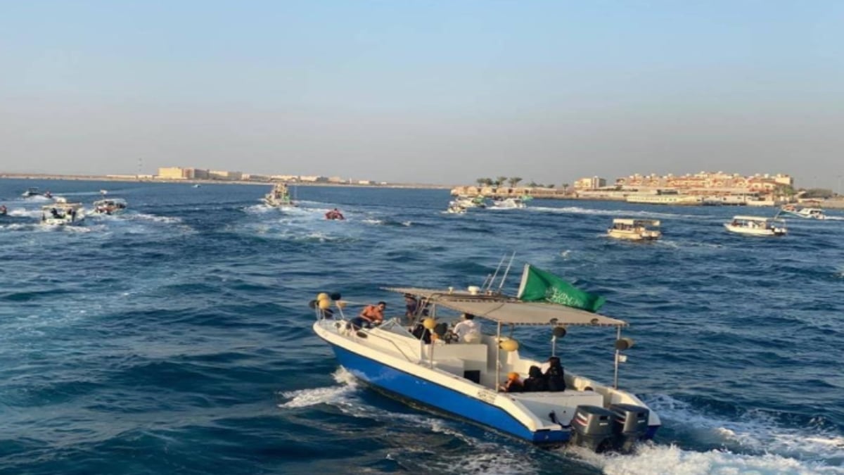 ينبع تتألق كوجهة صيفية لعشاق البحر والأنشطة البحرية
