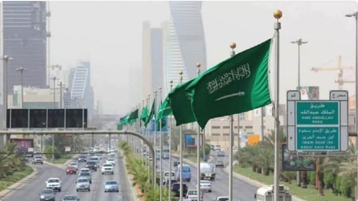 أمطار رعدية ورياح نشطة في عدة مناطق بالمملكة السبت