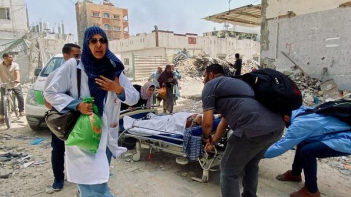 إصابة 15 فلسطينيًا في اعتداءات الاحتلال والمستوطنين بالضفة الغربية
