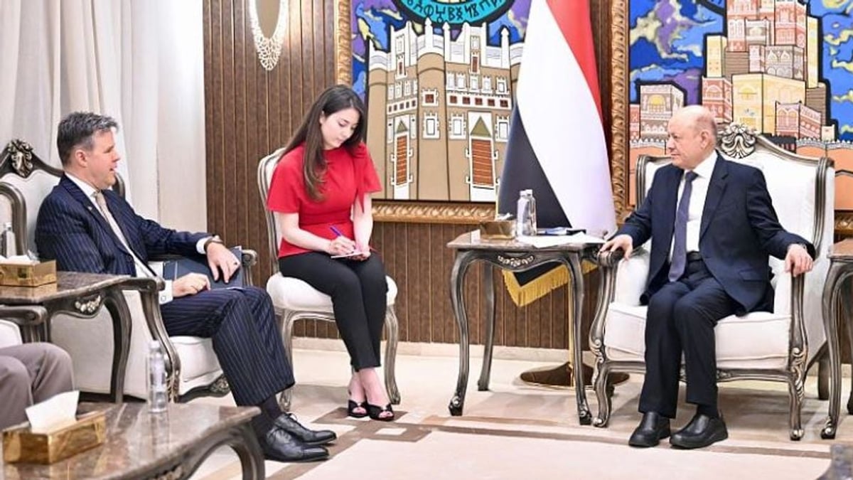 استهداف ميناء المخا يكشف حرب المليشيات على مقدرات اليمن