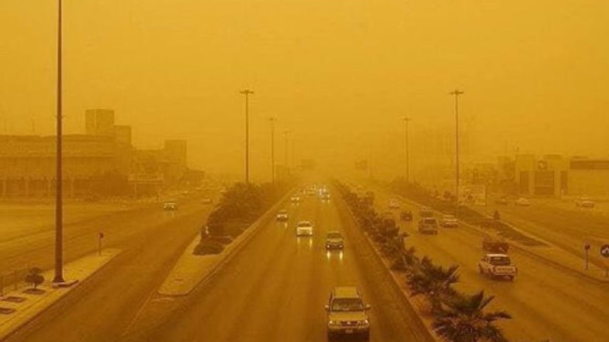 الأرصاد تحذر من أتربة مثارة في منطقة الرياض