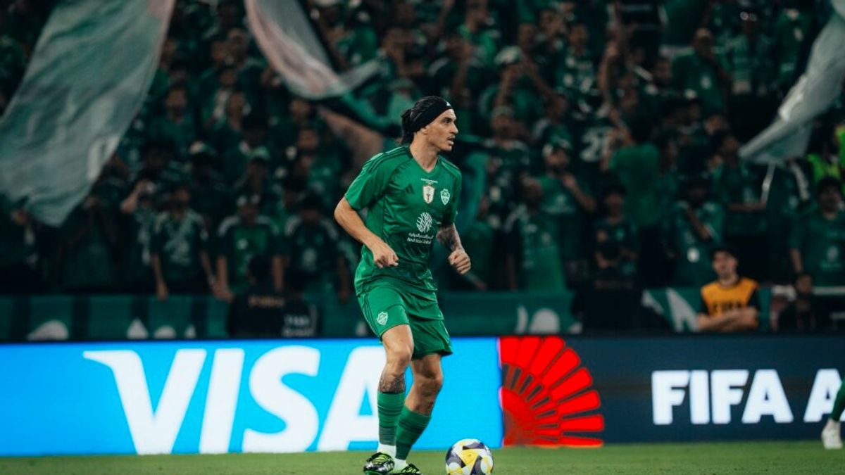 الأهلي يجدد عقد روجر إيبانيز حتى 2030