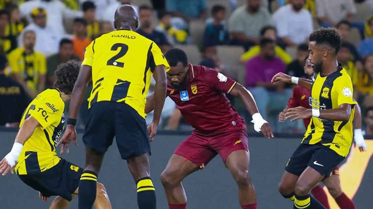 الاتحاد يحقق فوزاً بثلاثية على الحزم في دوري المحترفين