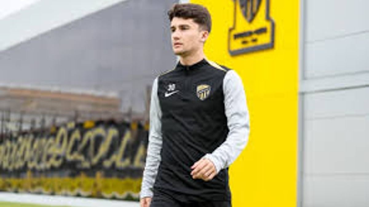 الاتحاد يعير أوناي هيرنانديز إلى جيرونا الإسباني