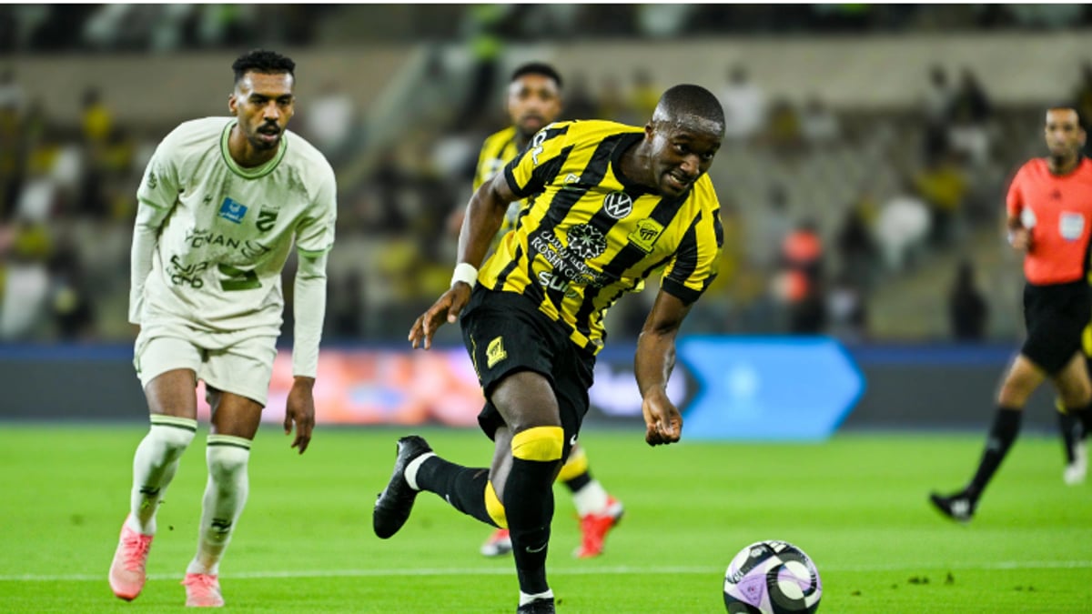 الاتحاد يواجه الحزم في الجولة الثالثة لدوري روشن