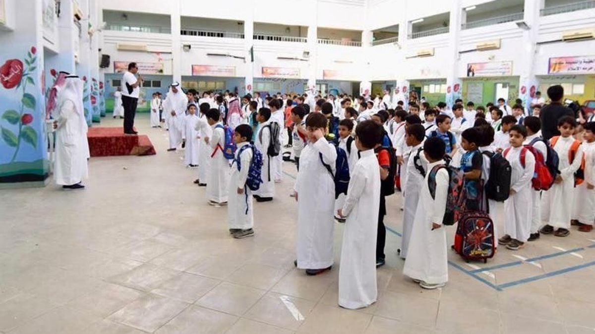 التعليم تستعد لانطلاق العام الدراسي الجديد في مدارس المملكة غدًا
