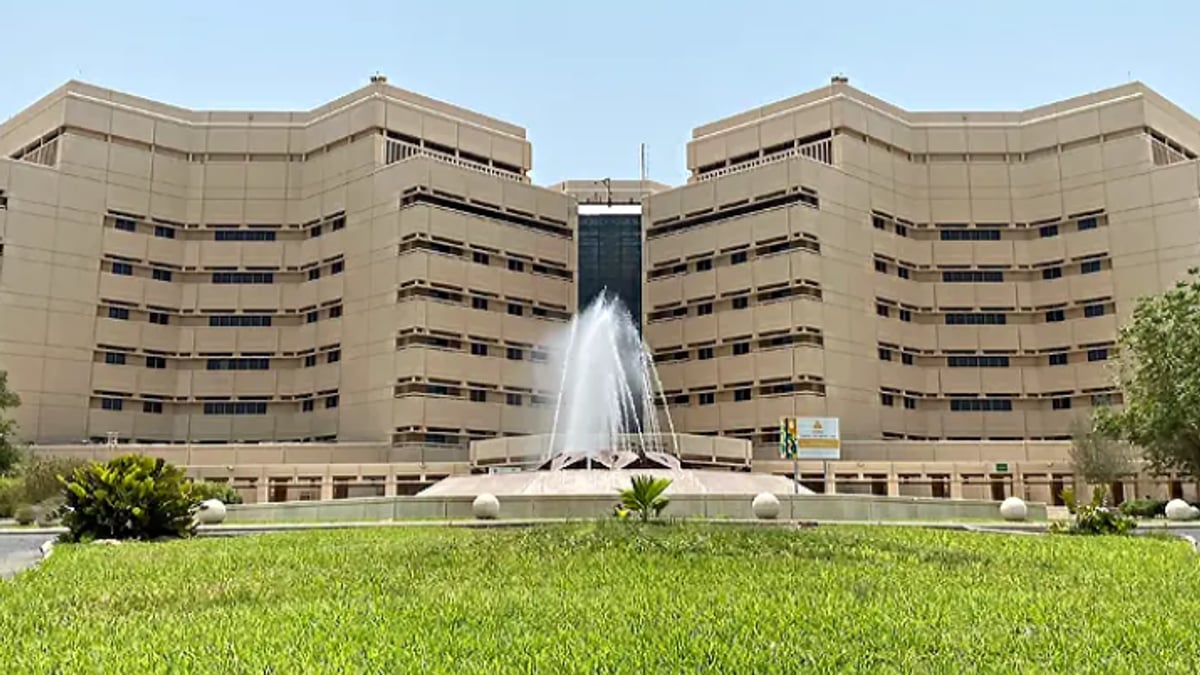 التقديم مفتوح الآن لبرنامج السنة التأهيلية بجامعة الملك عبدالعزيز
