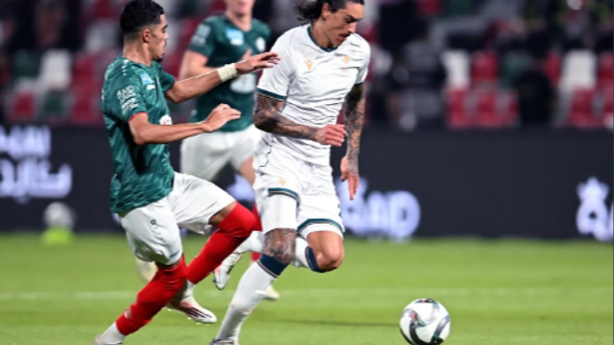 الدرعية يحقق فوزاً كبيراً على الاتفاق بثلاثة أهداف في الدوري السعودي