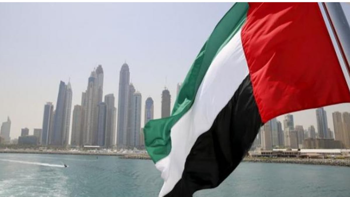 الدفاعات الجوية الإماراتية تتصدى لتهديد صاروخي حالي