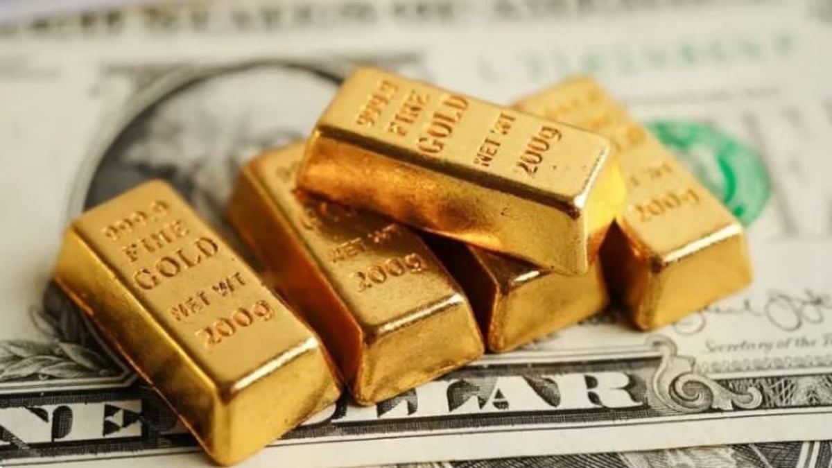 الذهب يصل لأعلى مستوى في 3 أشهر بسعر 4587.23 دولار للأونصة