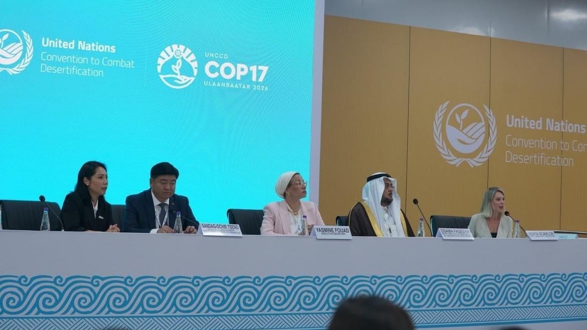 السعودية تسلم رئاسة مؤتمر مكافحة التصحر إلى منغوليا